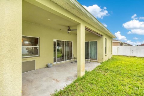 House in Lakeland, Florida 5 bedrooms, 265.33 sq.m. № 2196089 - photo 22