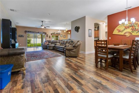 House in Lakeland, Florida 5 bedrooms, 265.33 sq.m. № 2196089 - photo 2