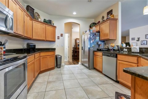 House in Lakeland, Florida 5 bedrooms, 265.33 sq.m. № 2196089 - photo 5