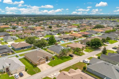 House in Lakeland, Florida 5 bedrooms, 265.33 sq.m. № 2196089 - photo 24