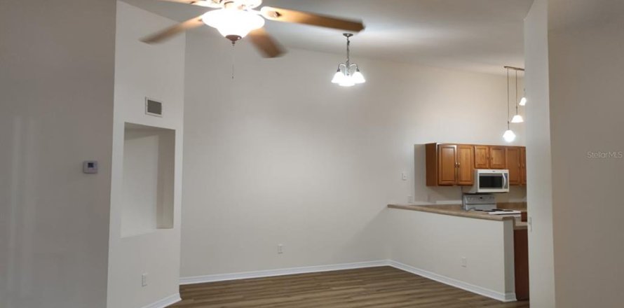 Condominio en Orlando, Florida, 2 dormitorios № 1800348