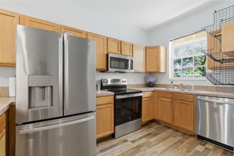 Adosado en venta en Tampa, Florida, 2 dormitorios, 107.02 m2 № 2123331 - foto 5