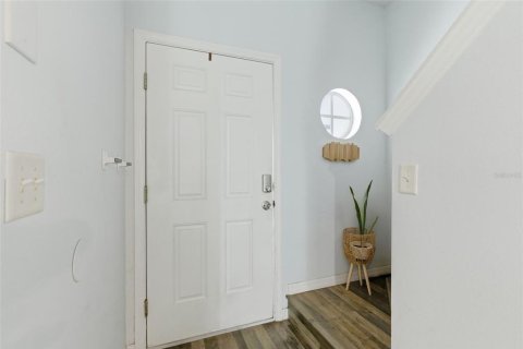 Adosado en venta en Tampa, Florida, 2 dormitorios, 107.02 m2 № 2123331 - foto 4