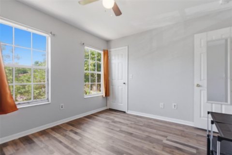 Adosado en venta en Tampa, Florida, 2 dormitorios, 107.02 m2 № 2123331 - foto 18