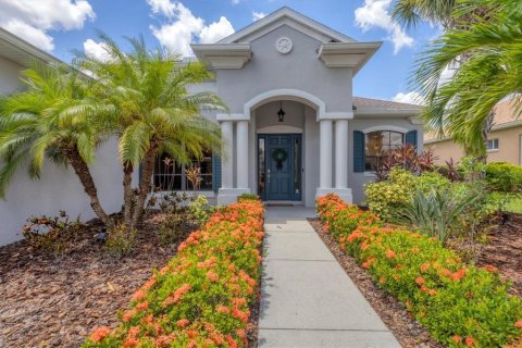 House in Lakewood Ranch, Florida 4 bedrooms, 216.83 sq.m. № 1884107 - photo 4