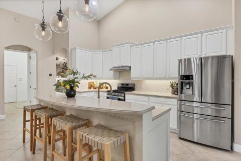 House in Lakewood Ranch, Florida 4 bedrooms, 216.83 sq.m. № 1884107 - photo 13