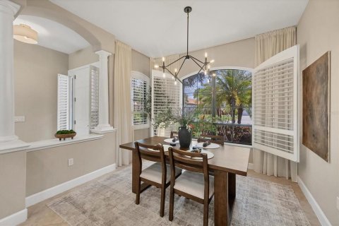 House in Lakewood Ranch, Florida 4 bedrooms, 216.83 sq.m. № 1884107 - photo 7