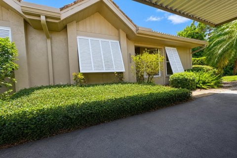 House in Bradenton, Florida 2 bedrooms, 114.83 sq.m. № 2197754 - photo 3