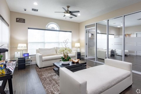 Appartement à louer à North Lauderdale, Floride: 1 chambre, 66.89 m2 № 1939181 - photo 5