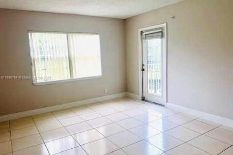 Appartement à louer à North Lauderdale, Floride: 1 chambre, 66.89 m2 № 1939181 - photo 13