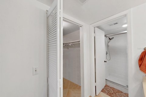 Купить кондоминиум в Семинол, Флорида 6 комнат, 100.33м2, № 1583625 - фото 20