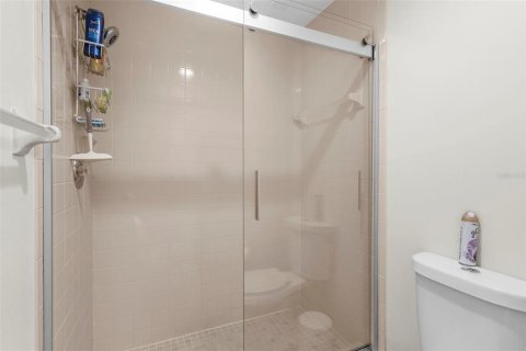 Condo in Sarasota, Florida, 2 bedrooms  № 1885879 - photo 14