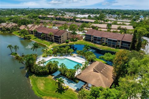 Condo in Sarasota, Florida, 2 bedrooms  № 1885879 - photo 28