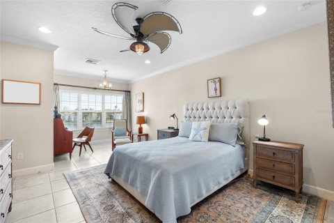 Townhouse in Saint Petersburg, Florida 4 bedrooms, 178.37 sq.m. № 2101656 - photo 22