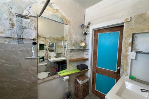 Condominio en alquiler en Miami, Florida, 1 dormitorio, 45.52 m2 № 2032335 - foto 11