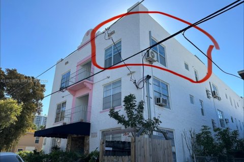 Condominio en alquiler en Miami, Florida, 1 dormitorio, 45.52 m2 № 2032335 - foto 12