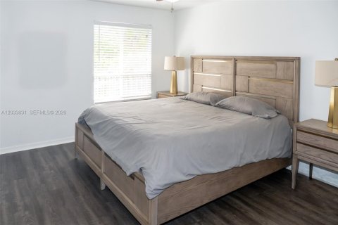 Condo in Sunrise, Florida, 2 bedrooms  № 2085502 - photo 6