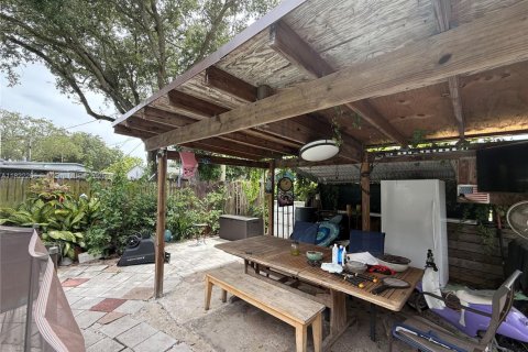 House in Hollywood, Florida 3 bedrooms, 69.12 sq.m. № 1961712 - photo 13