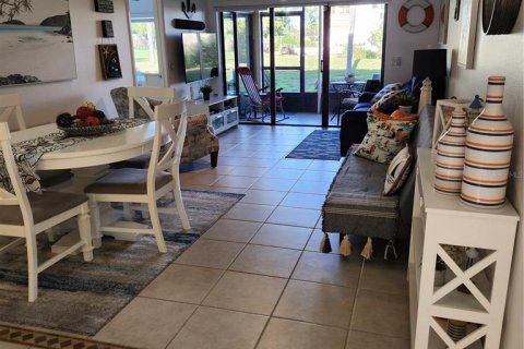 Condominio en alquiler en Saint Petersburg, Florida, 2 dormitorios, 82.68 m2 № 1825208 - foto 7