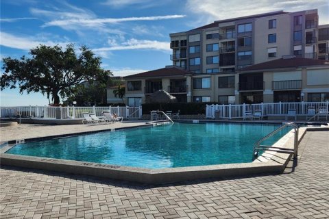 Condominio en alquiler en Saint Petersburg, Florida, 2 dormitorios, 82.68 m2 № 1825208 - foto 20