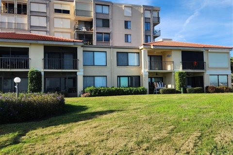 Condominio en alquiler en Saint Petersburg, Florida, 2 dormitorios, 82.68 m2 № 1825208 - foto 22