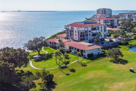 Condominio en alquiler en Saint Petersburg, Florida, 2 dormitorios, 82.68 m2 № 1825208 - foto 28