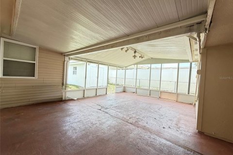 Casa en venta en Tampa, Florida, 4 dormitorios, 208.01 m2 № 2200803 - foto 10