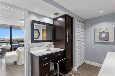 Condo in Tampa, Florida, 1 bedroom  № 2095184 - photo 25