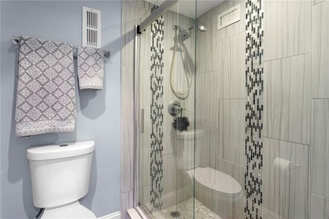 Condo in Tampa, Florida, 1 bedroom  № 2095184 - photo 27