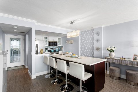 Condo in Tampa, Florida, 1 bedroom  № 2095184 - photo 13