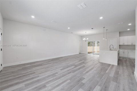 Villa ou maison à vendre à Ocala, Floride: 4 chambres, 180.42 m2 № 2074943 - photo 4