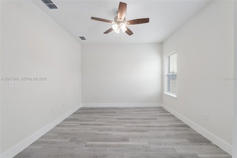 Villa ou maison à vendre à Ocala, Floride: 4 chambres, 180.42 m2 № 2074943 - photo 18