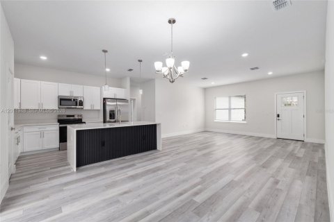 Villa ou maison à vendre à Ocala, Floride: 4 chambres, 180.42 m2 № 2074943 - photo 7