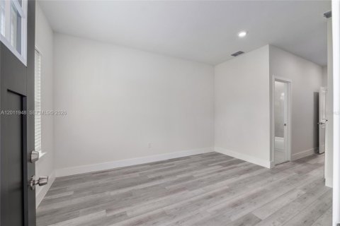 Villa ou maison à vendre à Ocala, Floride: 4 chambres, 180.42 m2 № 2074943 - photo 29