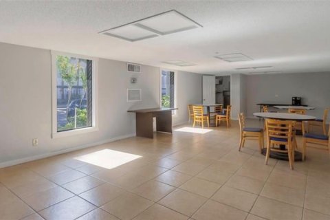 Copropriété à louer à Tampa, Floride: 2 chambres, 111.48 m2 № 2167514 - photo 28