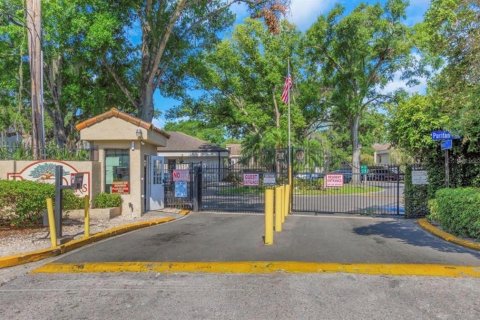 Condo à Tampa, Floride, 2 chambres  № 2167514
