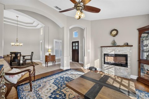 House in Winter Springs, Florida 4 bedrooms, 190.45 sq.m. № 2396164 - photo 6