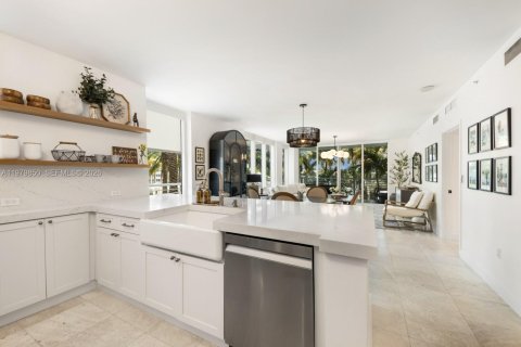 Copropriété à vendre à Fort Lauderdale, Floride: 2 chambres, 136.38 m2 № 2049340 - photo 10