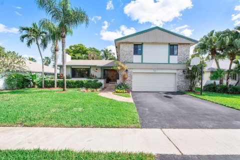 House in Sunrise, Florida 4 bedrooms, 218.23 sq.m. № 2429762