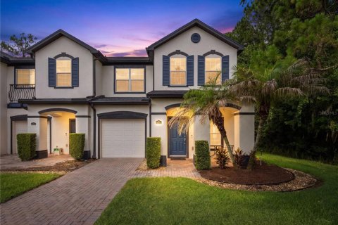 Townhouse in Orlando, Florida 4 bedrooms, 176.51 sq.m. № 2235664