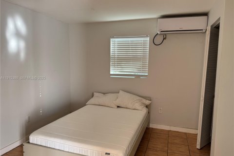 Immobilier commercial à louer à Miami, Floride: 1 chambre, 82.31 m2 № 1987342 - photo 7