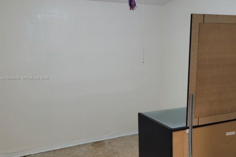 House in Homestead, Florida 3 bedrooms, 192.59 sq.m. № 2069610 - photo 11