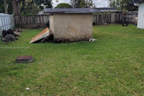 House in Homestead, Florida 3 bedrooms, 192.59 sq.m. № 2069610 - photo 13