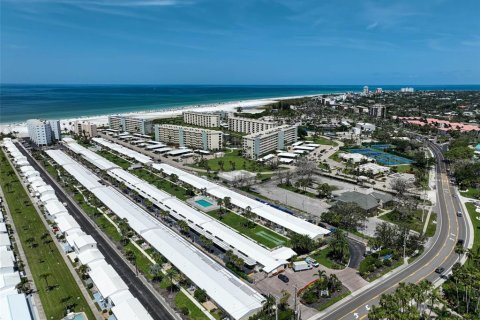 Купить кондоминиум в Сарасота, Флорида 4 комнаты, 85.56м2, № 1907889 - фото 25
