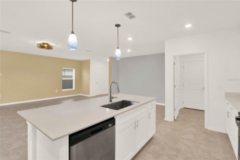 Casa en venta en Winter Haven, Florida, 5 dormitorios, 211.26 m2 № 2229703 - foto 13