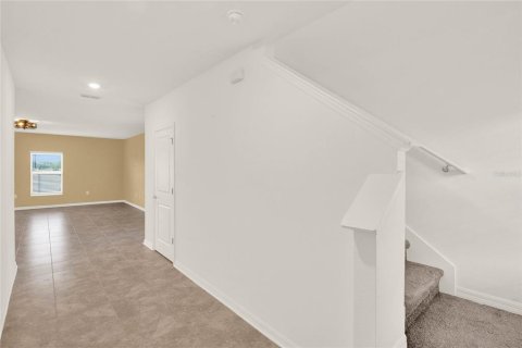 Casa en venta en Winter Haven, Florida, 5 dormitorios, 211.26 m2 № 2229703 - foto 8