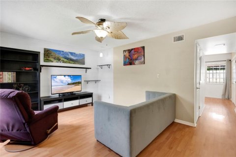 Condo in Orlando, Florida, 2 bedrooms  № 1771349 - photo 3
