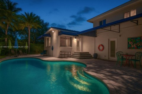 Casa en venta en North Miami, Florida, 3 dormitorios, 197.32 m2 № 1946650 - foto 6