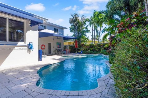 Casa en venta en North Miami, Florida, 3 dormitorios, 197.32 m2 № 1946650 - foto 21