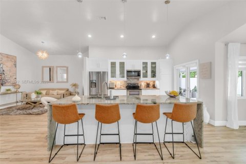 Villa ou maison à vendre à Margate, Floride: 3 chambres, 154.4 m2 № 2008467 - photo 4